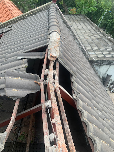 chong-dot-nha-mai-ngoi-tai-quan-9-hcm