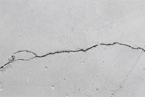 Làm thế nào khi bị rò rỉ nước tường nhà?