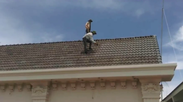 Thi công sơn mái ngói TPHCM, Đồng Nai, Bình Dương...