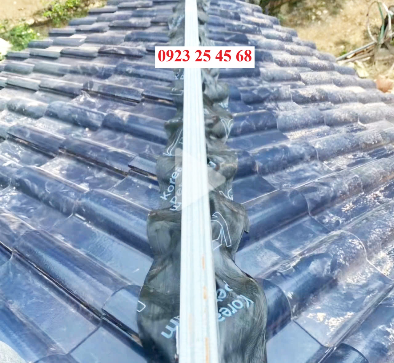 Tấm dán thay vữa chống dột mái ngói